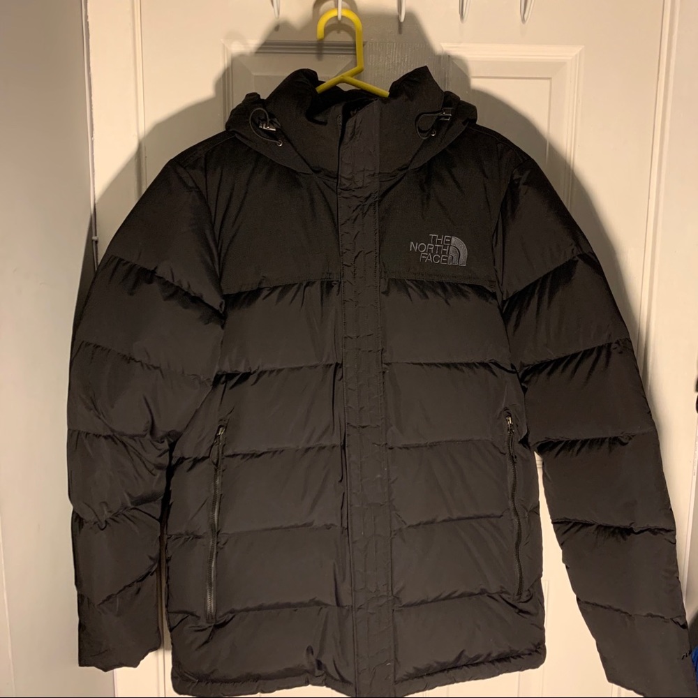 North Face Men’s Puffer Jacket Small Size